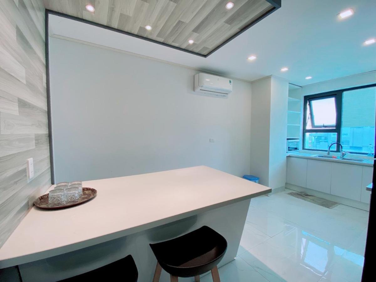 Da Nang Apartment Seaview Sunrise Esterno foto